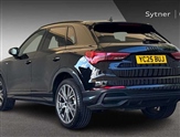 Audi Q3 Image 3