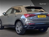 Audi Q3 Image 3