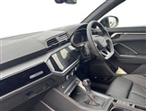Audi Q3 Image 2