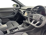 Audi Q3 Image 6