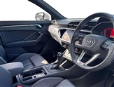 Audi Q3 Image 6