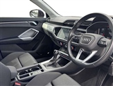 Audi Q3 Image 6