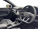 Audi Q3 Image 6