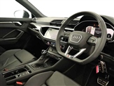 Audi Q3 Image 6