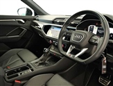 Audi Q3 Image 6