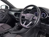 Audi Q3 Image 6