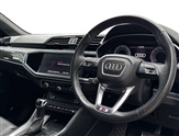 Audi Q3 Image 6
