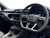 Audi Q3 Image 6