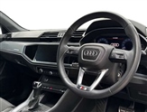 Audi Q3 Image 6