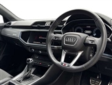 Audi Q3 Image 6