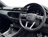 Audi Q3 Image 6