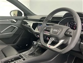 Audi Q3 Image 6