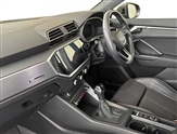 Audi Q3 Image 2
