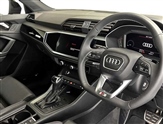 Audi Q3 Image 6