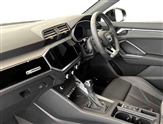 Audi Q3 Image 2