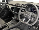Audi Q3 Image 6