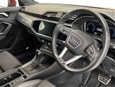 Audi Q3 Image 6