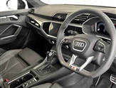 Audi Q3 Image 6