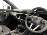 Audi Q3 Image 6