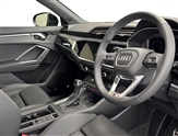 Audi Q3 Image 6