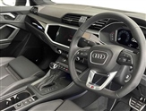 Audi Q3 Image 6