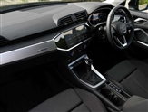 Audi Q3 Image 2