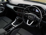 Audi Q3 Image 6