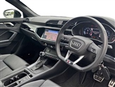 Audi Q3 Image 6