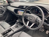 Audi Q3 Image 6