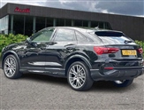 Audi Q3 Image 3