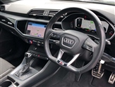 Audi Q3 Image 6