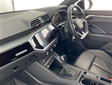 Audi Q3 Image 2