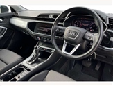 Audi Q3 Image 6