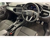 Audi Q3 Image 6