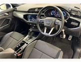 Audi Q3 Image 6