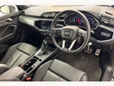 Audi Q3 Image 6