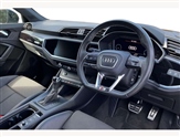 Audi Q3 Image 6