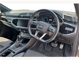 Audi Q3 Image 6