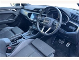 Audi Q3 Image 6