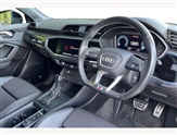 Audi Q3 Image 6