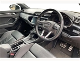 Audi Q3 Image 6