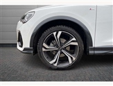 Audi Q3 Image 5