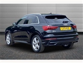 Audi Q3 Image 3