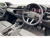Audi Q3 Image 6
