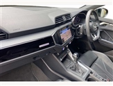 Audi Q3 Image 2