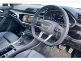 Audi Q3 Image 6