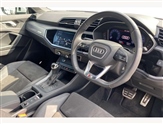 Audi Q3 Image 6