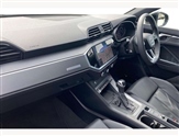 Audi Q3 Image 2