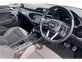 Audi Q3 Image 6