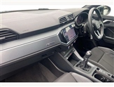 Audi Q3 Image 2